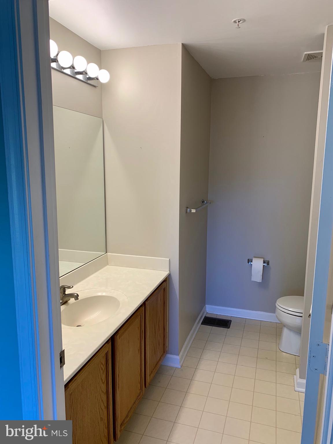 CHERINGTON - Residential Lease