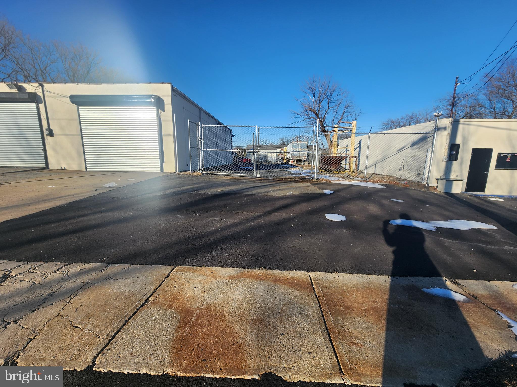 325 STOKES AVE 325,327,359