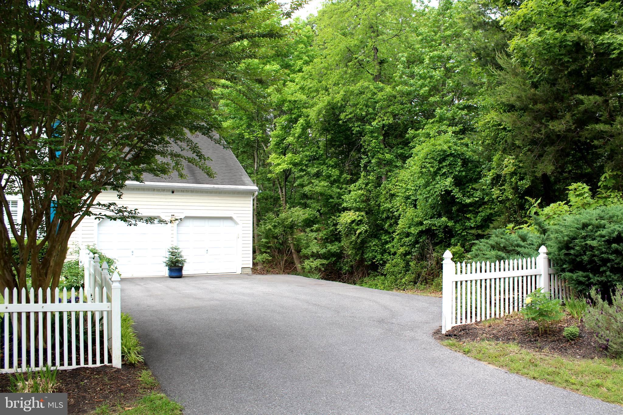 184 HICKORY POINT ROAD