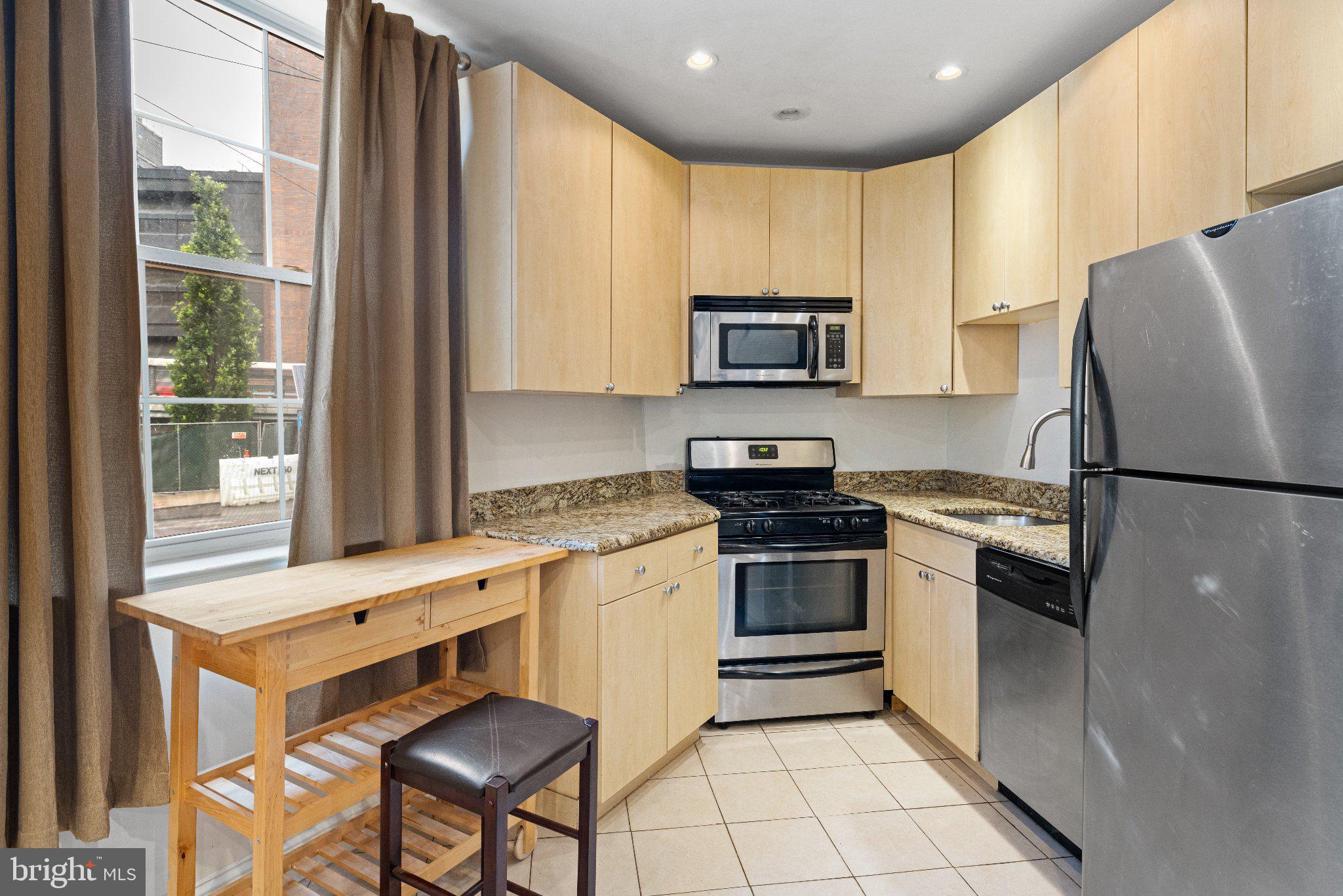 GRADUATE HOSPITAL - Residential