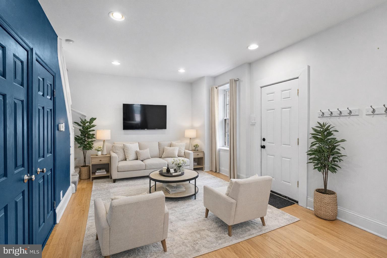 GRADUATE HOSPITAL - Residential