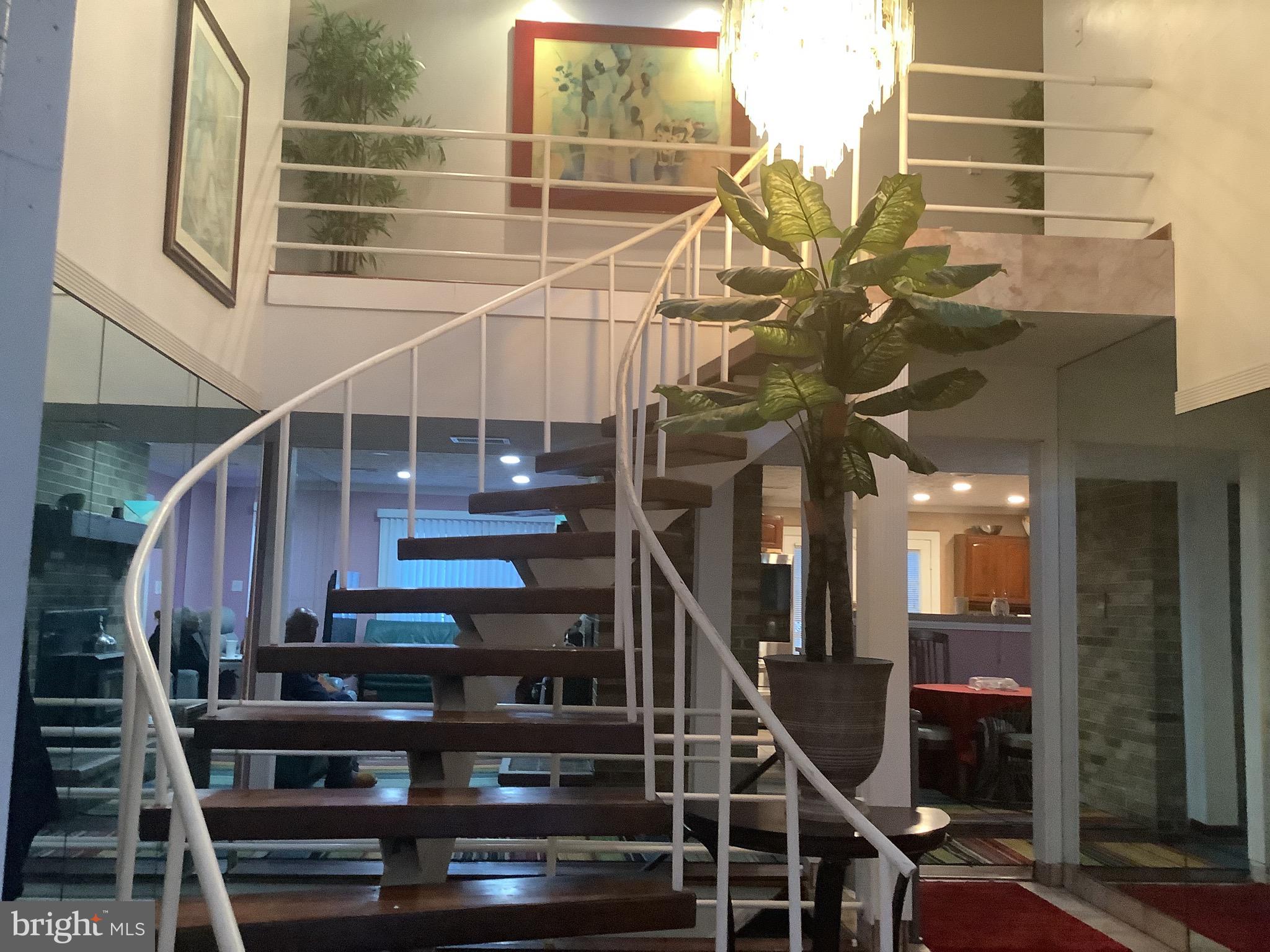 CROOM ACRES - Residential