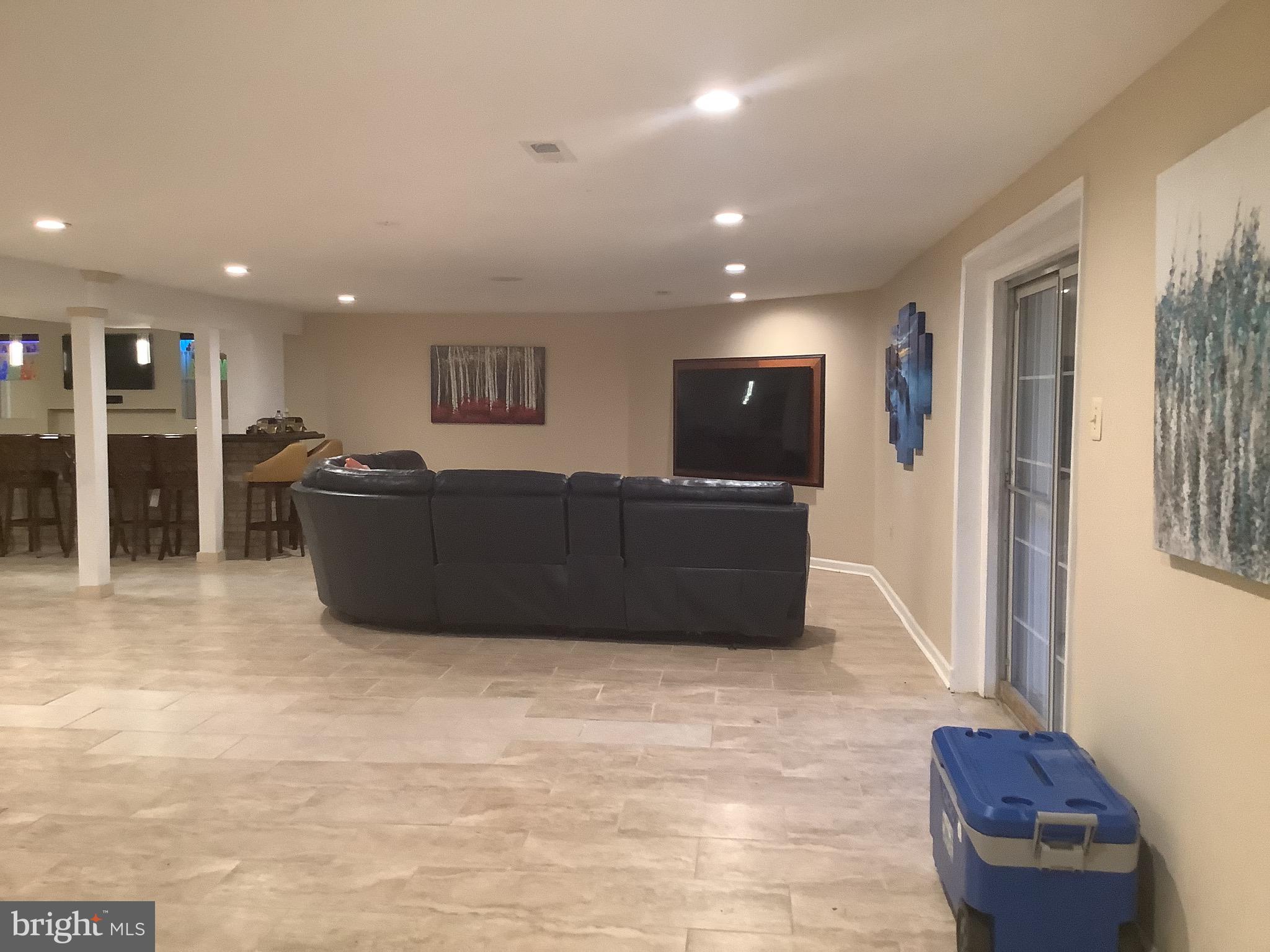 CROOM ACRES - Residential