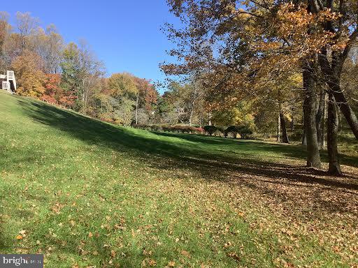 CROOM ACRES - Residential