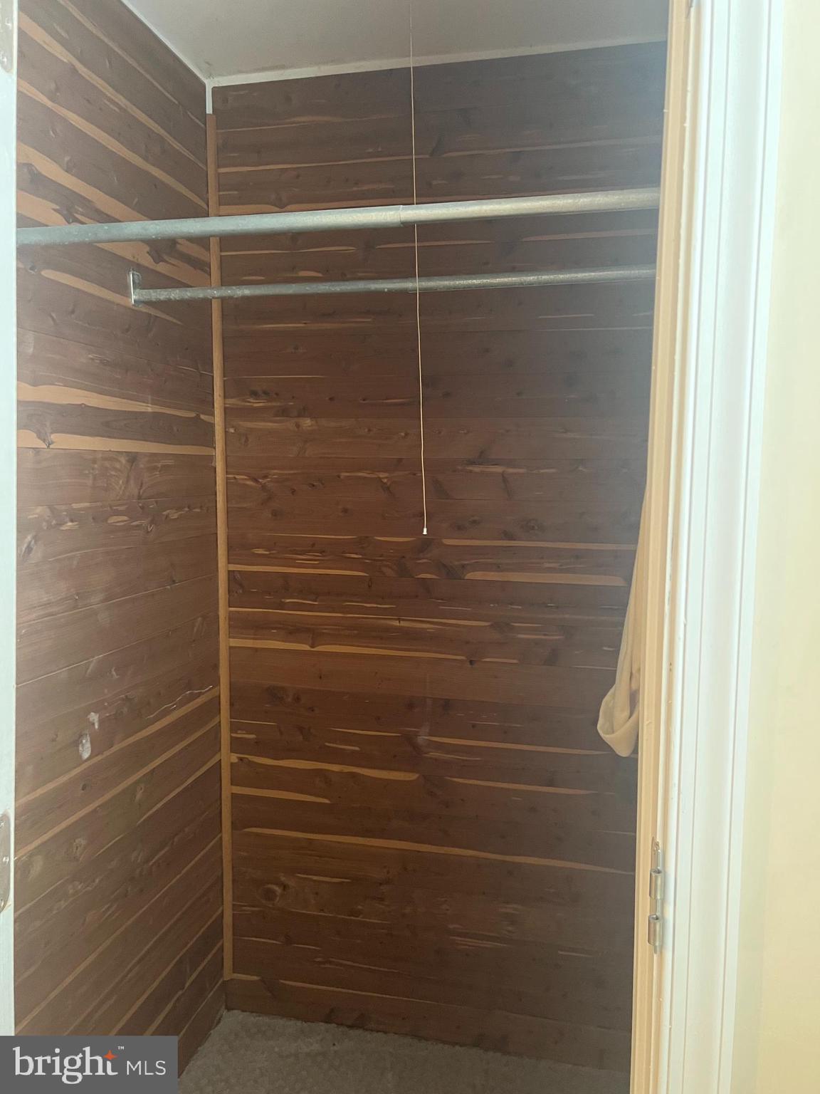 CROOM ACRES - Residential