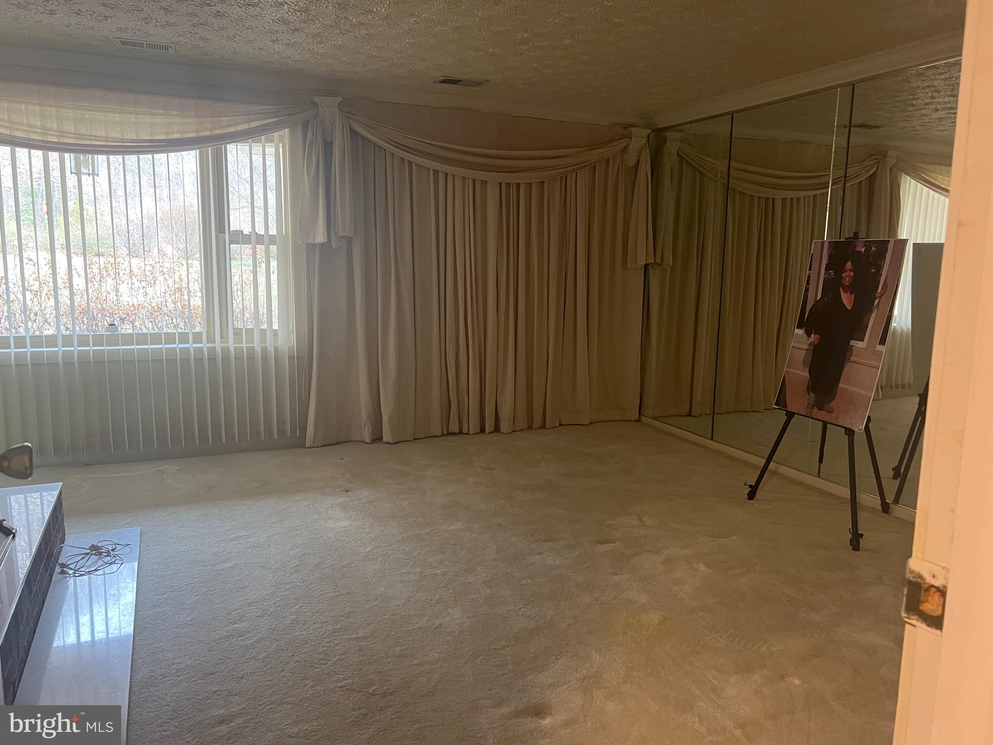 CROOM ACRES - Residential