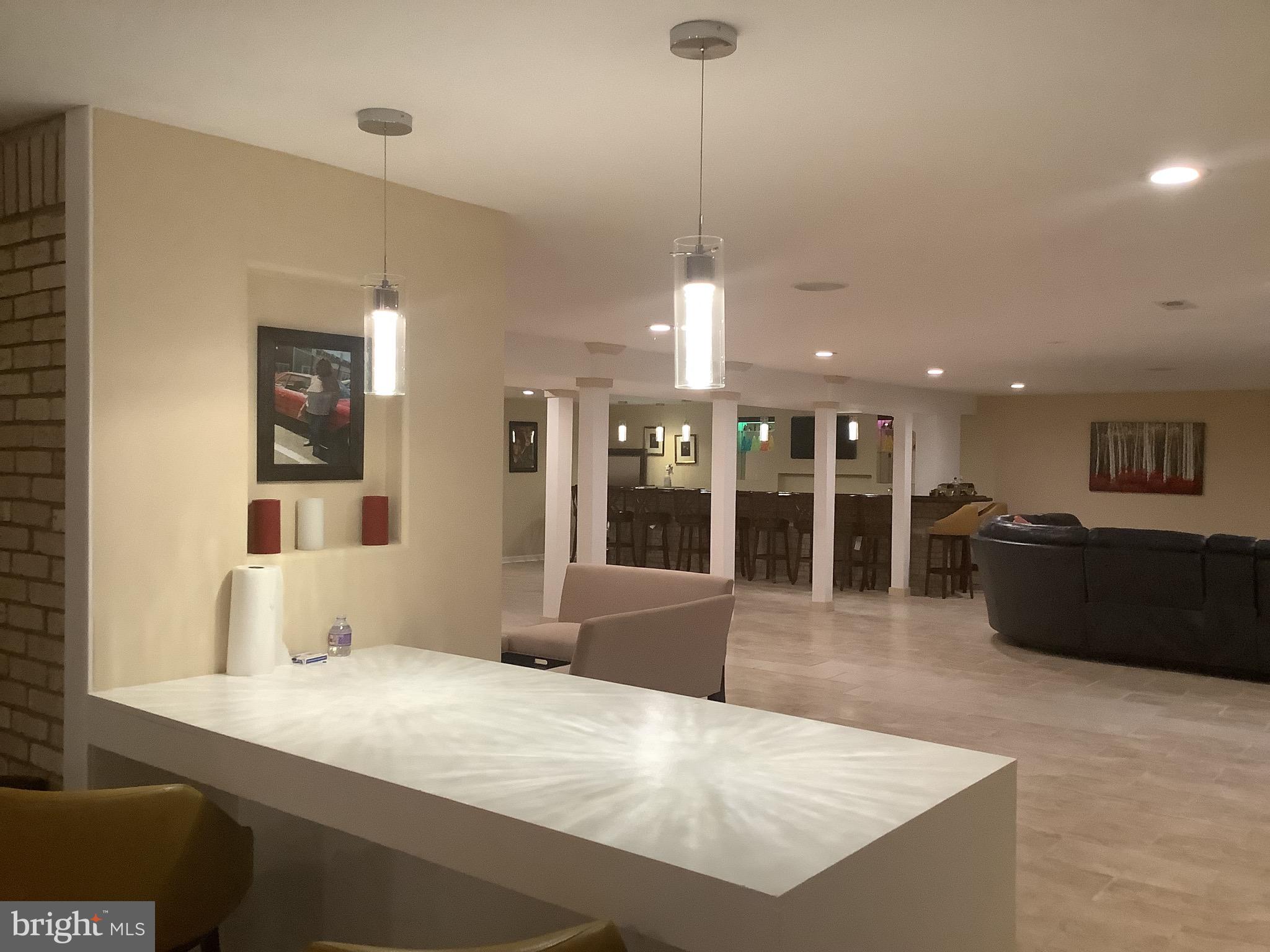 CROOM ACRES - Residential