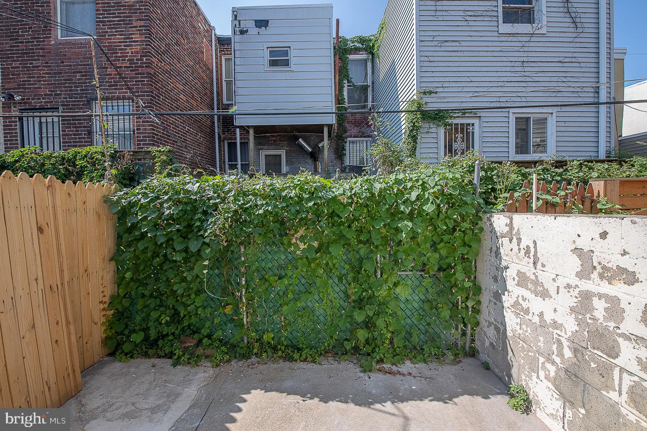 GRADUATE HOSPITAL - Residential Lease