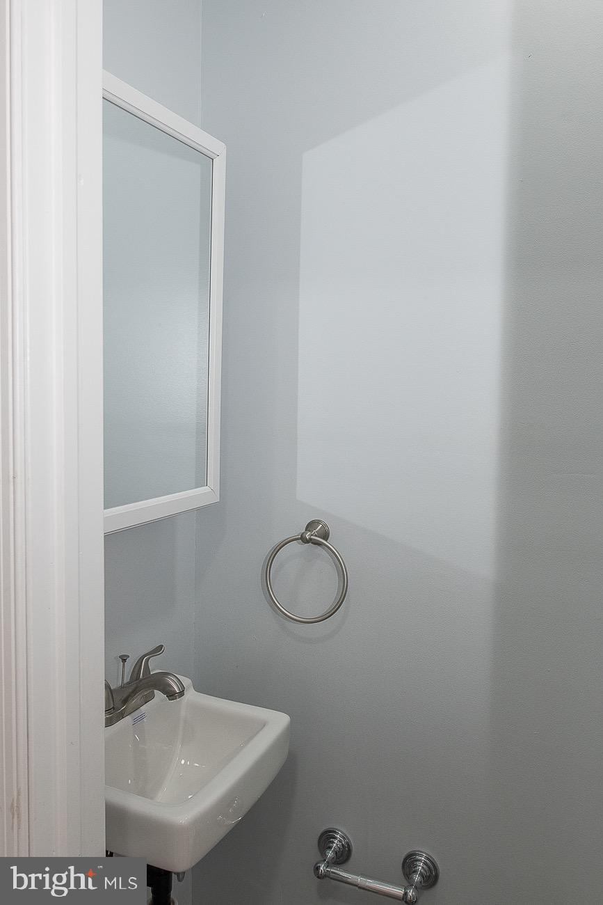 GRADUATE HOSPITAL - Residential Lease