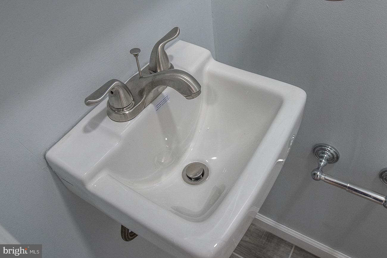 GRADUATE HOSPITAL - Residential Lease