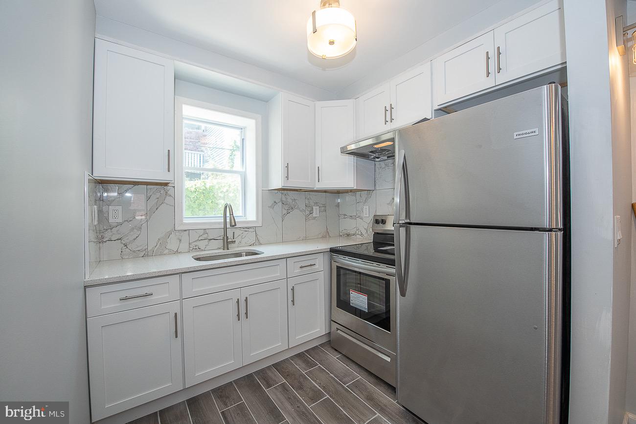 GRADUATE HOSPITAL - Residential Lease