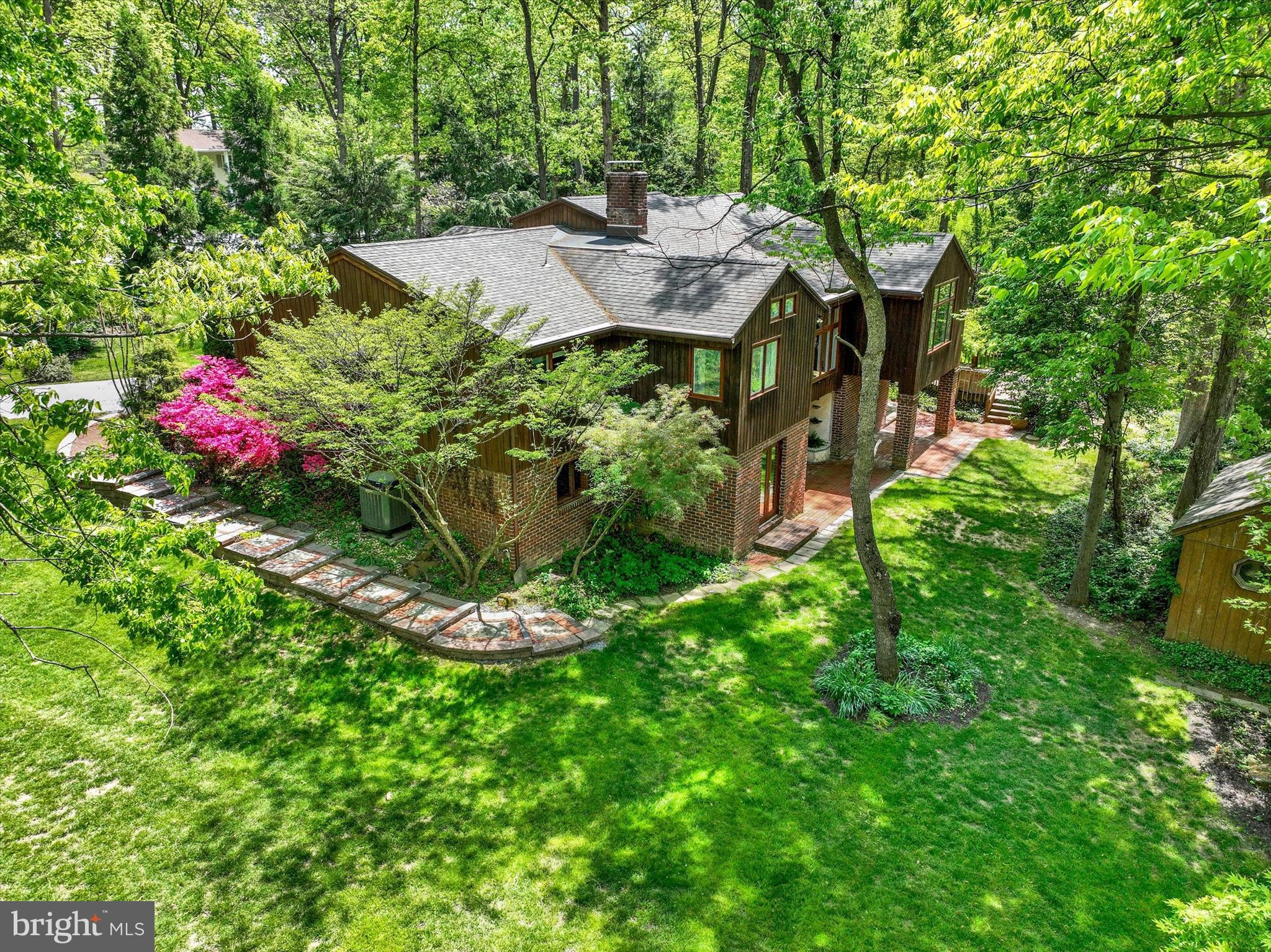 180 HICKORY ROAD