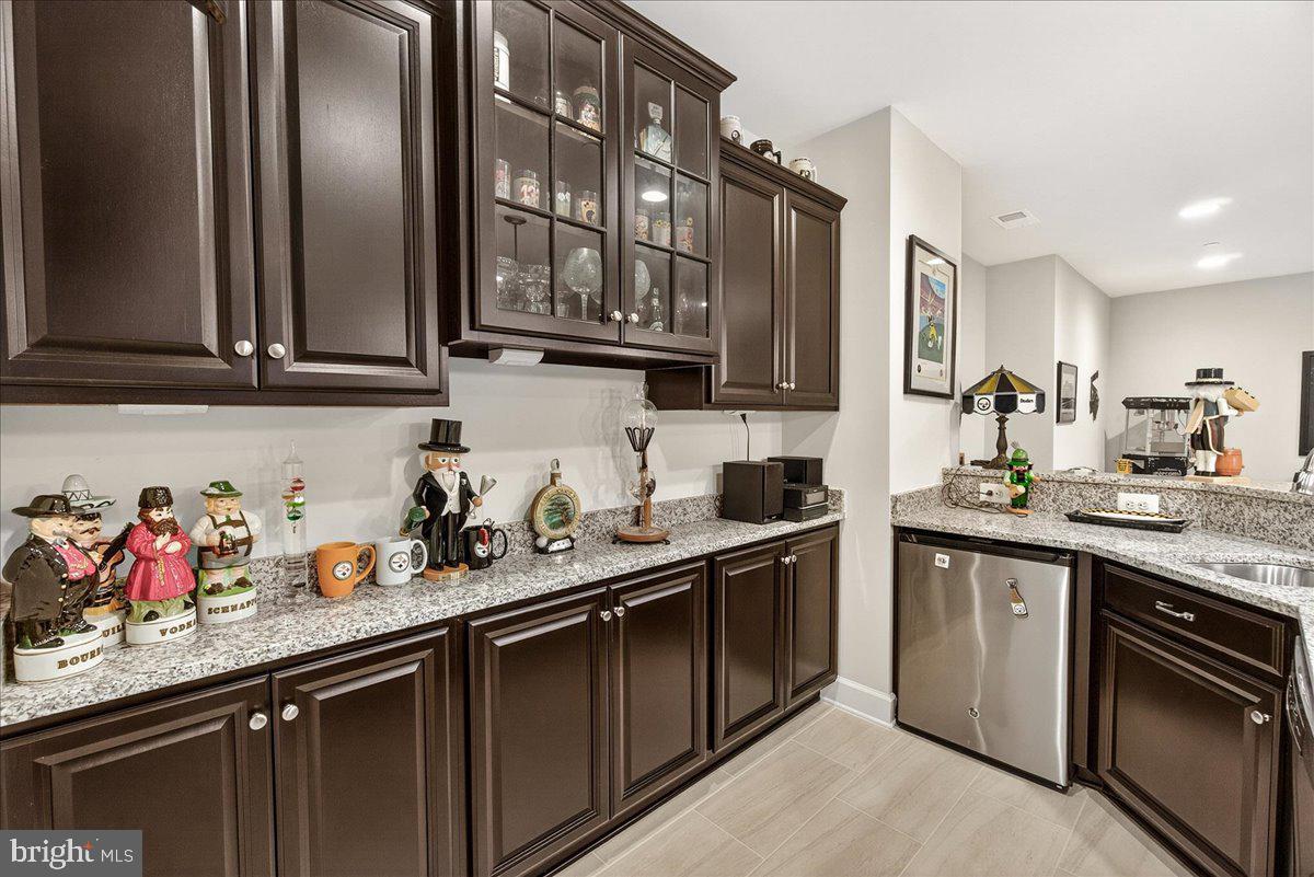 LAYTONSVILLE PRESERVE - Residential