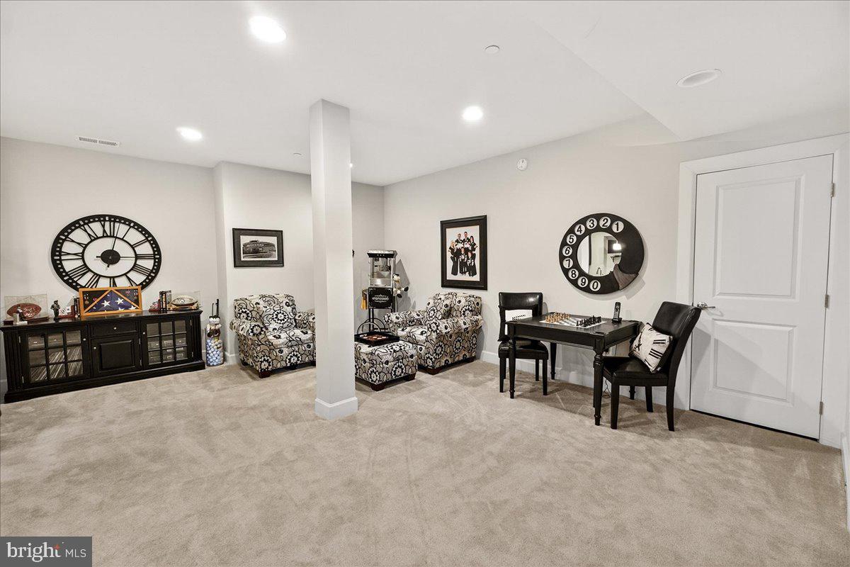 LAYTONSVILLE PRESERVE - Residential