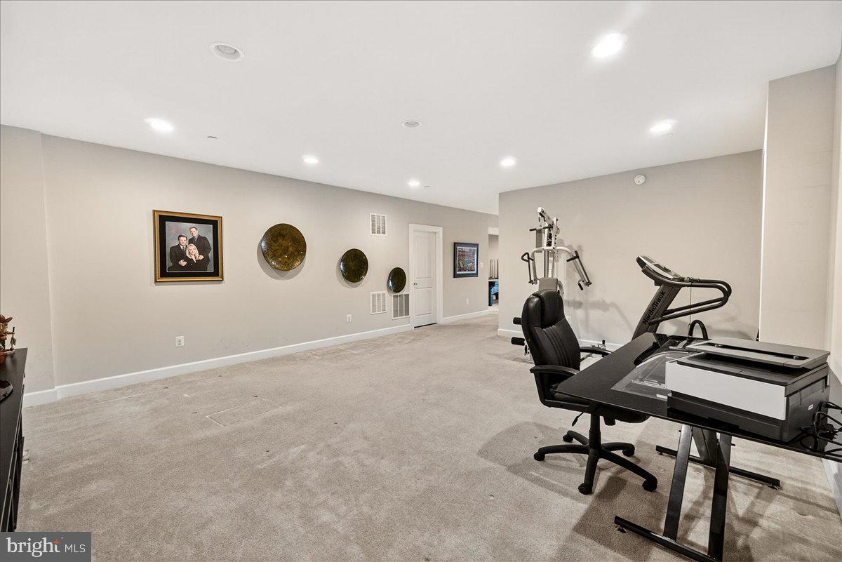 LAYTONSVILLE PRESERVE - Residential