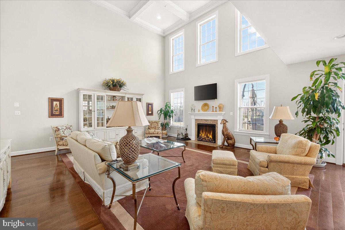 LAYTONSVILLE PRESERVE - Residential