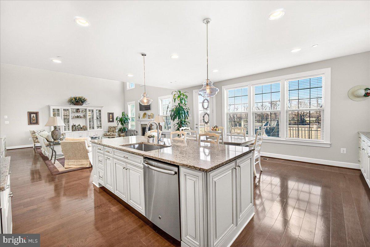 LAYTONSVILLE PRESERVE - Residential