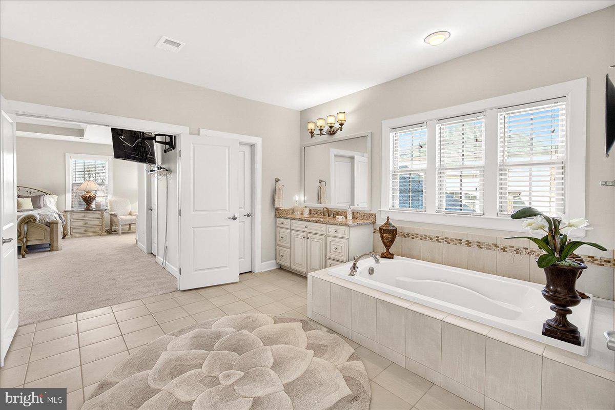 LAYTONSVILLE PRESERVE - Residential