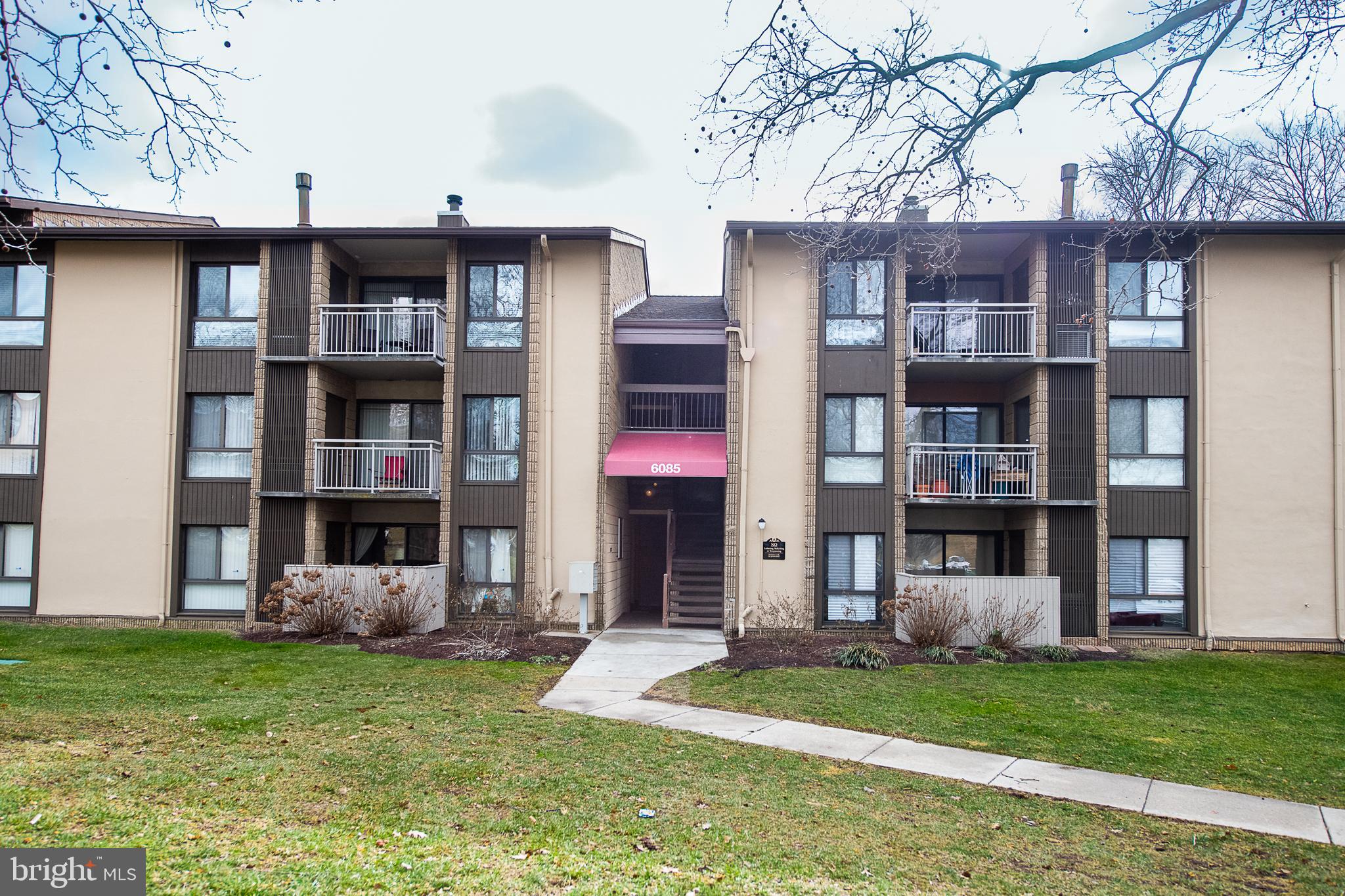 TREOVER CONDOMINIUM - Residential