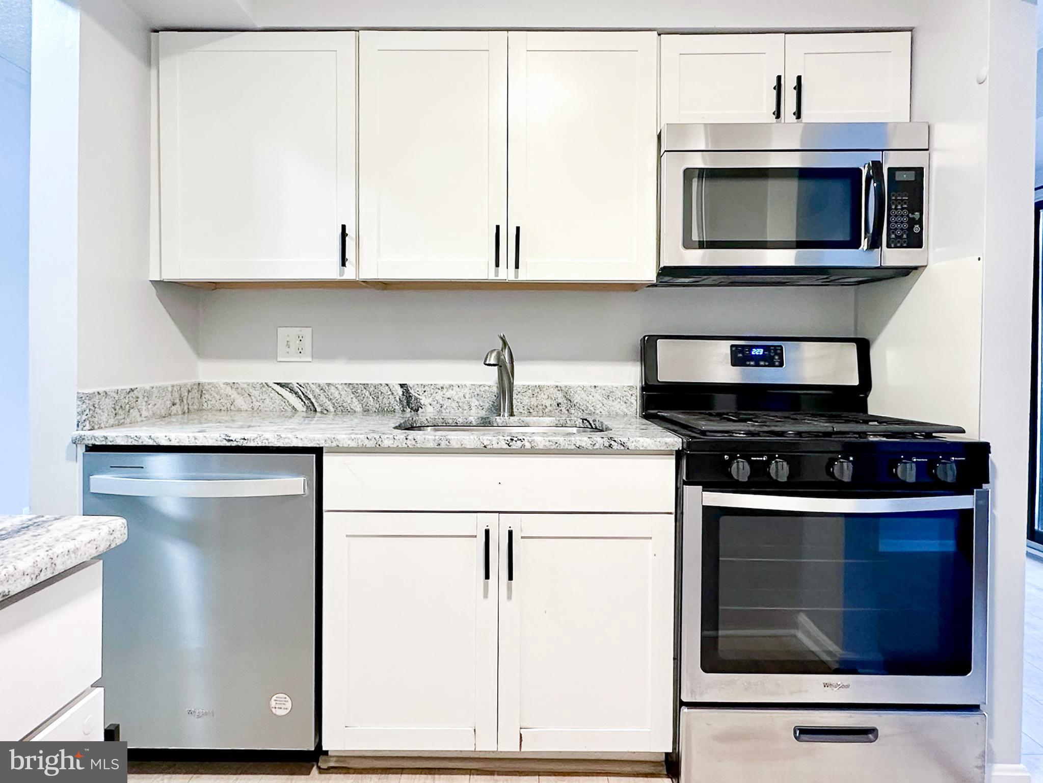 TREOVER CONDOMINIUM - Residential