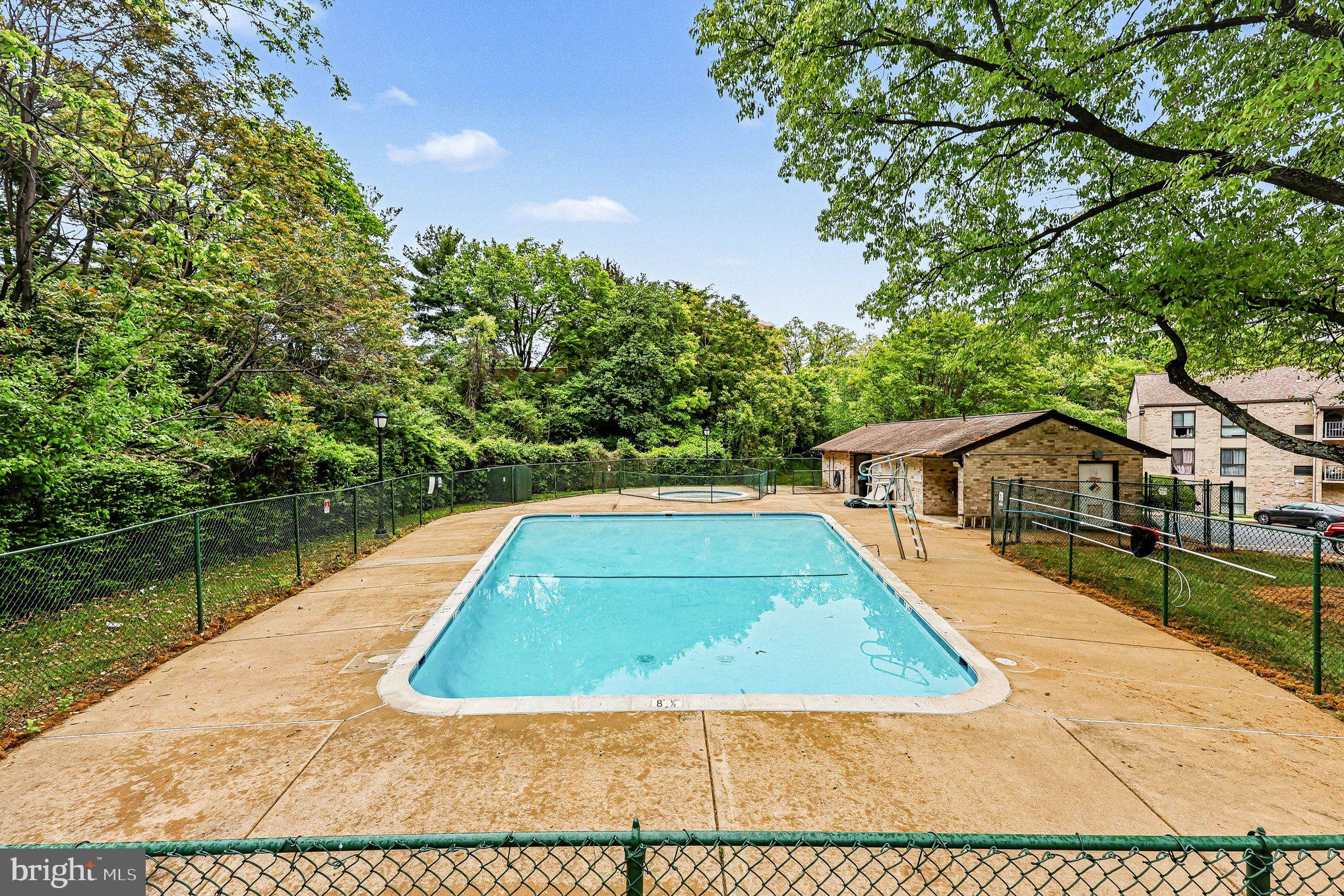 EDSALL BLUFF - Residential