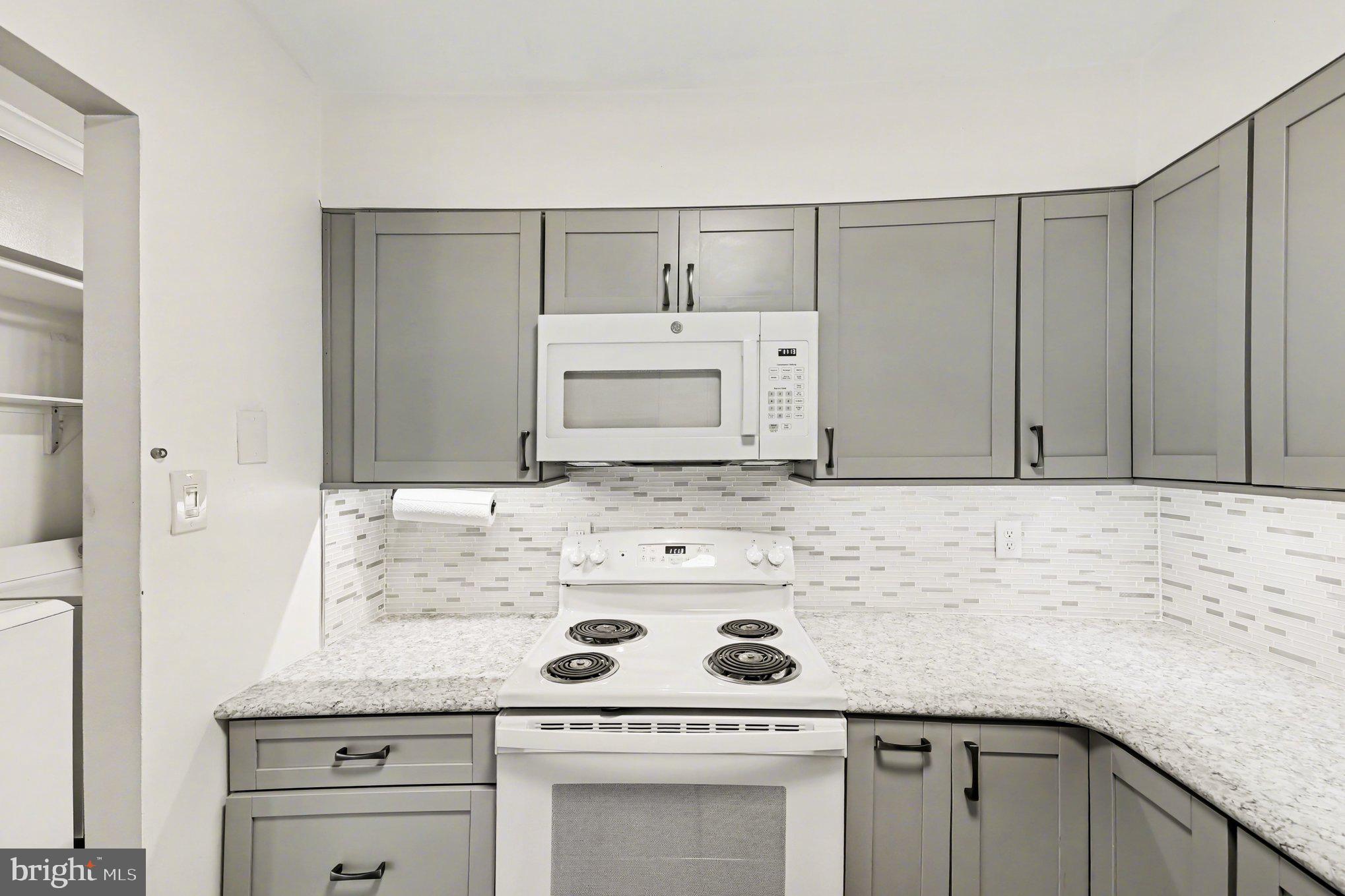 EDSALL BLUFF - Residential