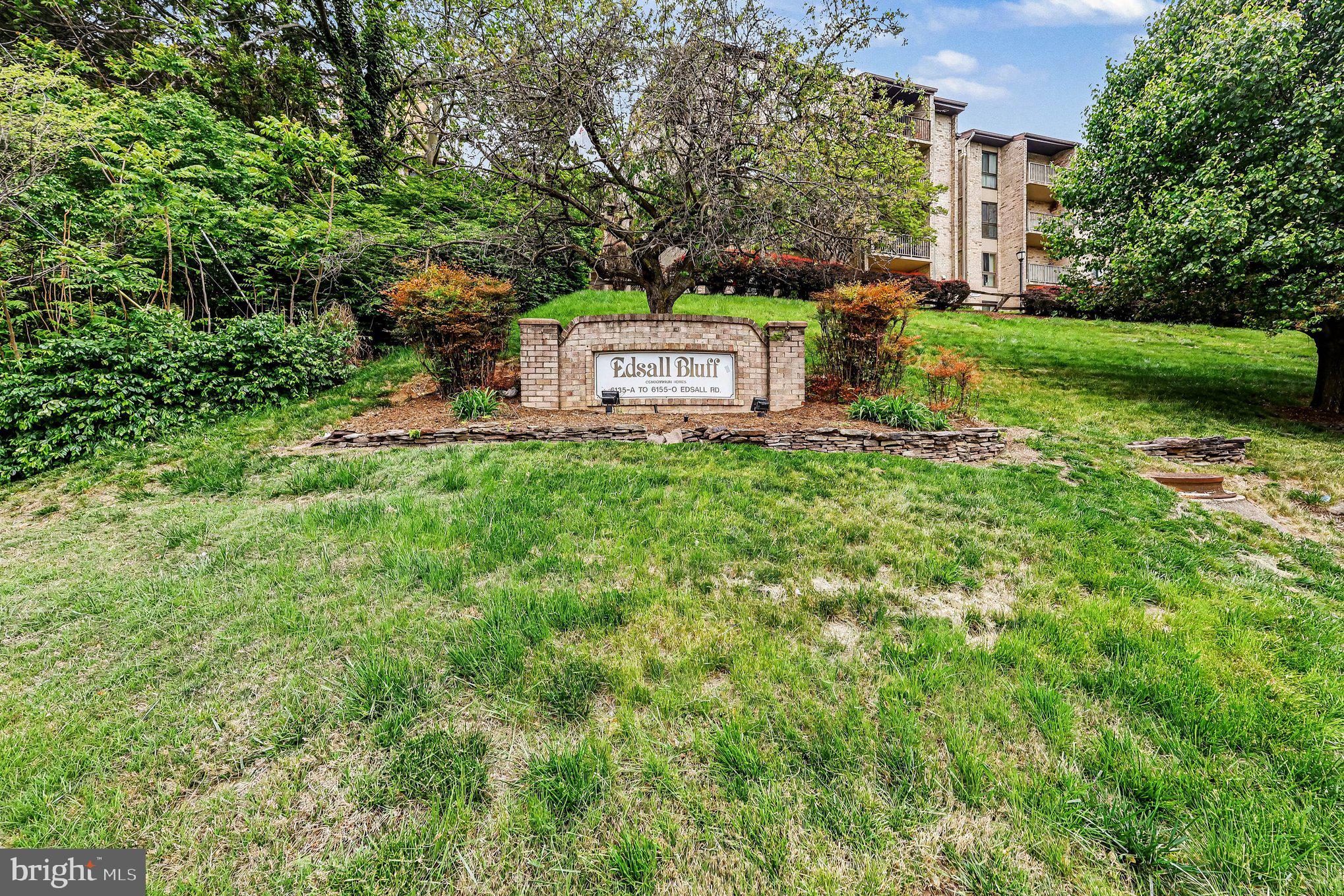 EDSALL BLUFF - Residential