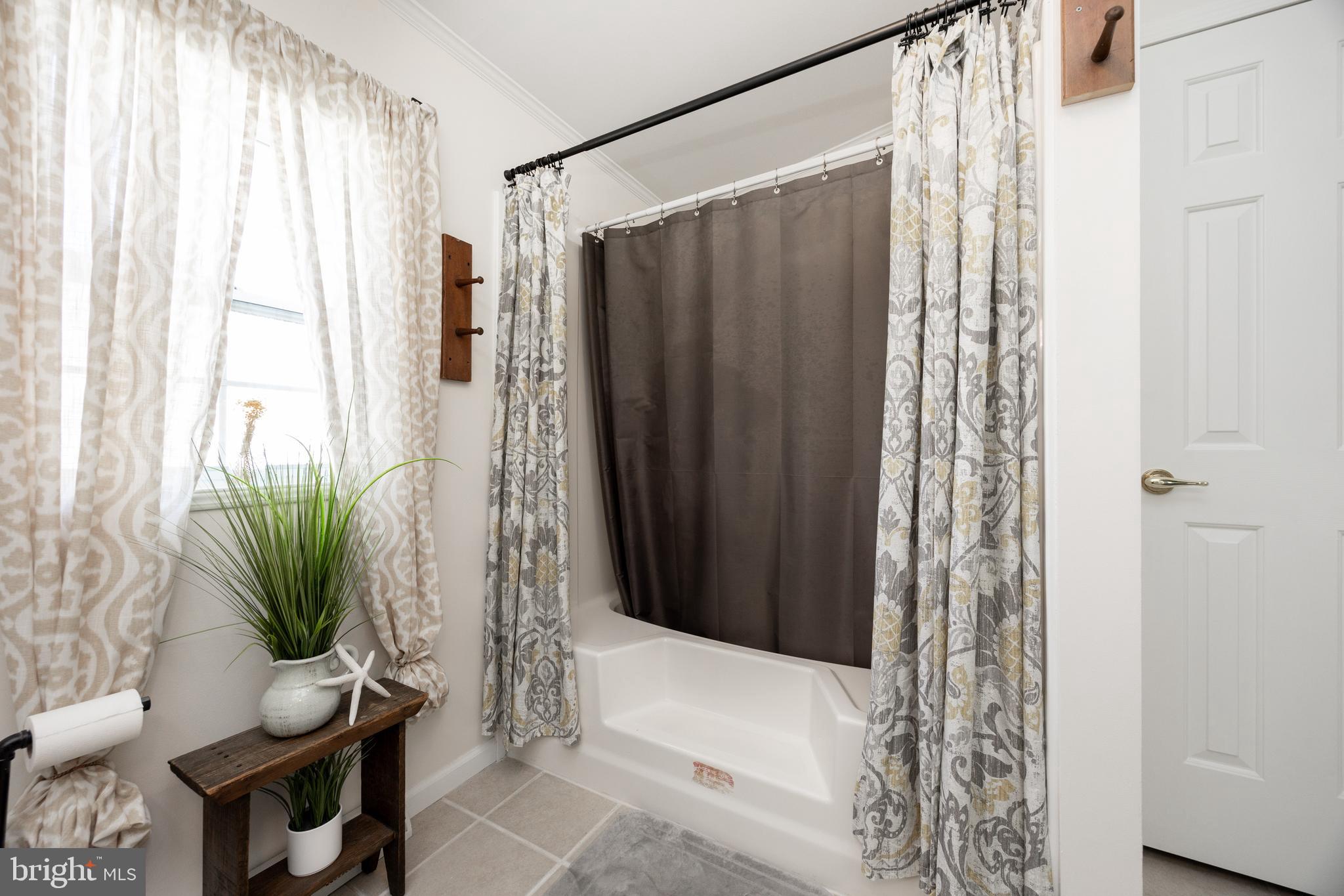 WILLOW RUN - Residential