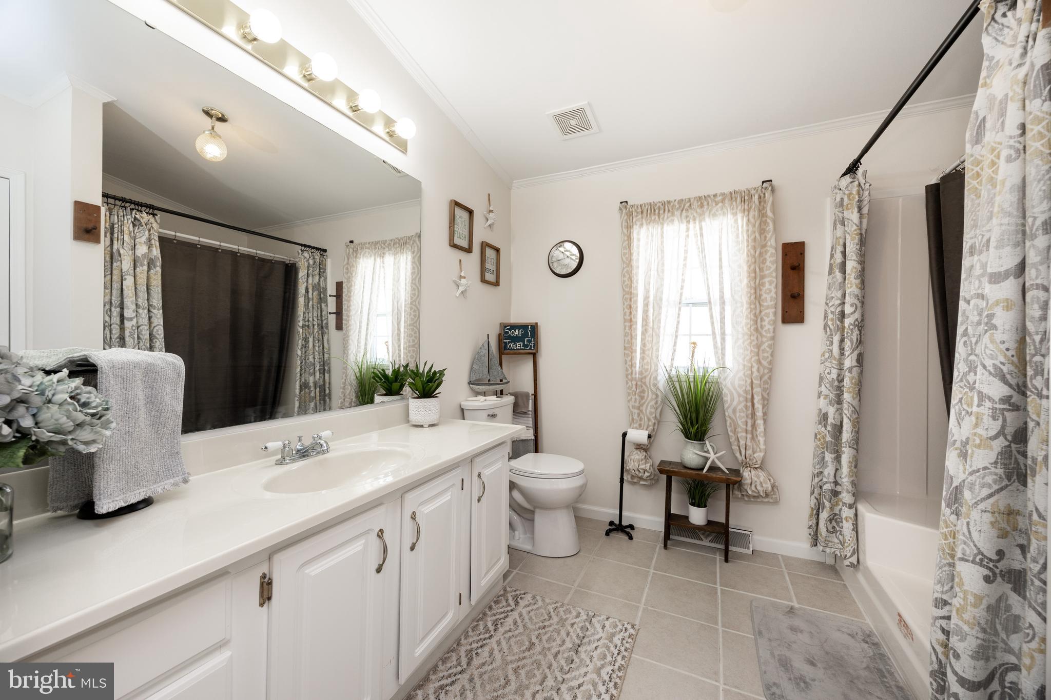 WILLOW RUN - Residential