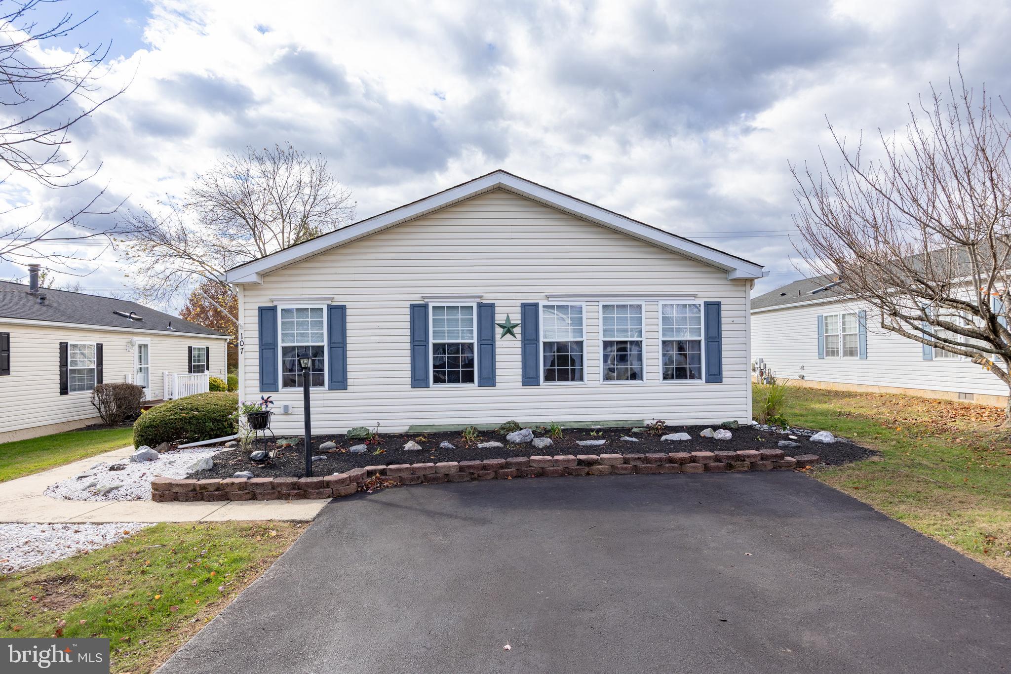 WILLOW RUN - Residential