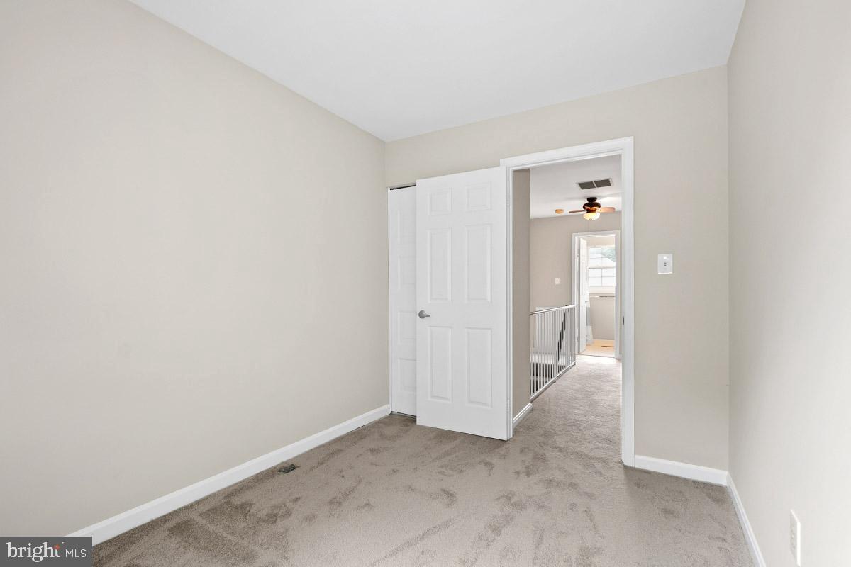 PRINCETON SQUARE - Residential