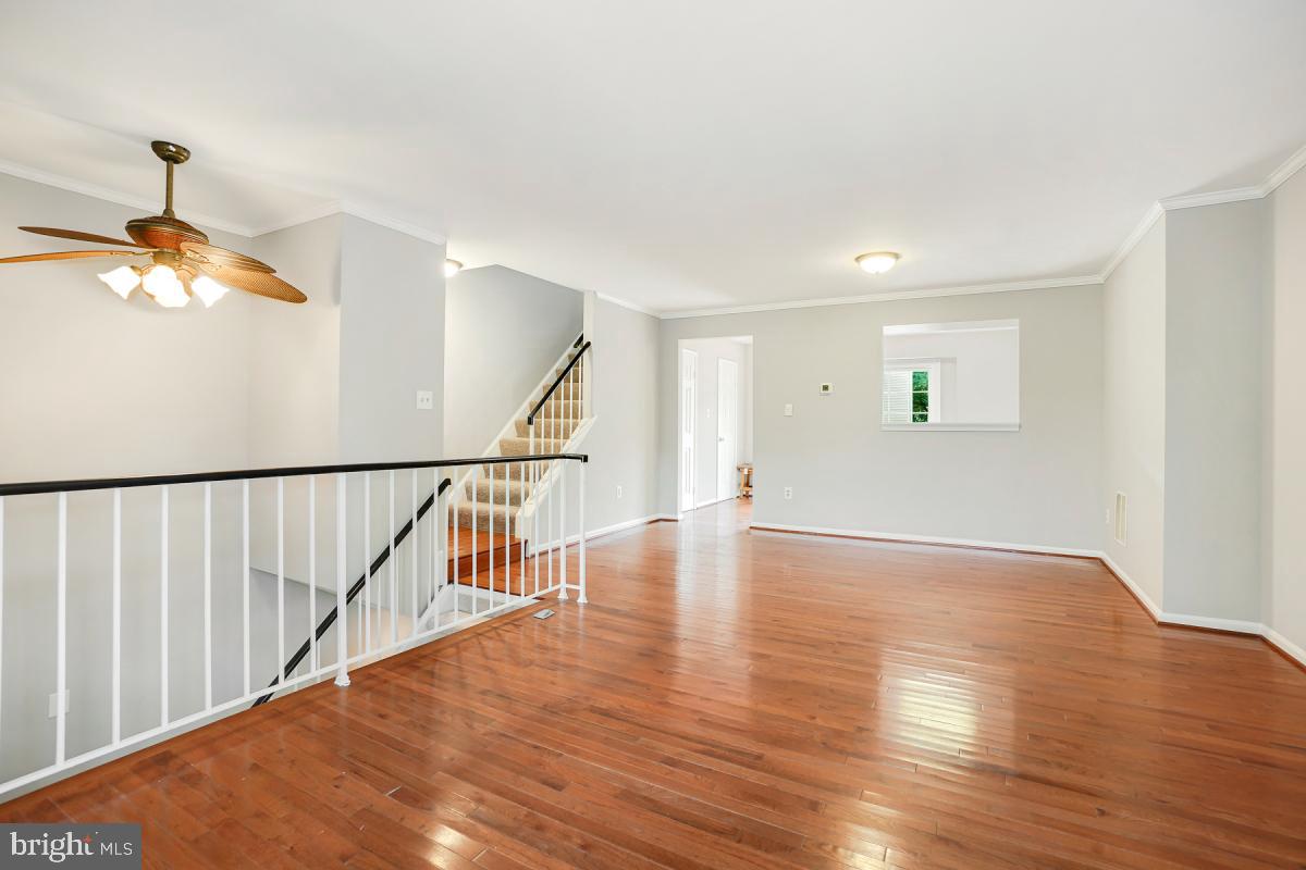 PRINCETON SQUARE - Residential