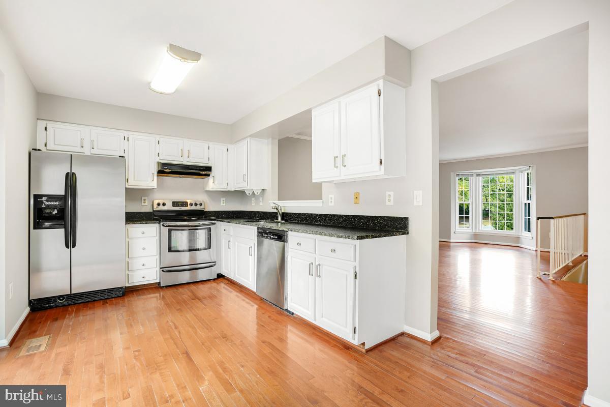 PRINCETON SQUARE - Residential