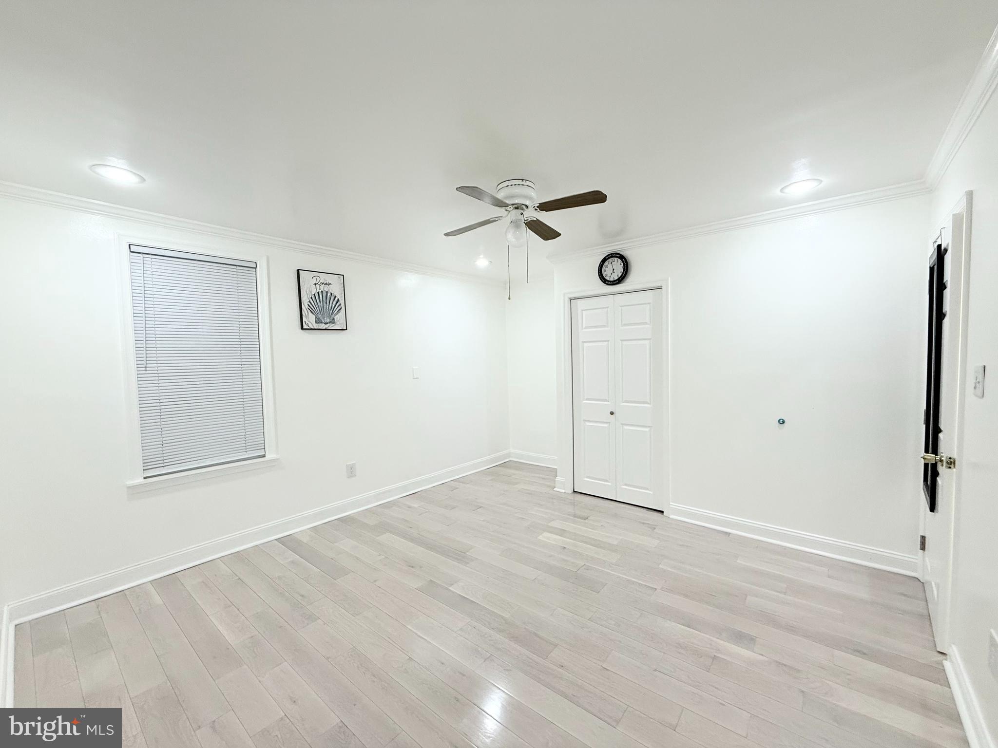 WHITMAN - Residential