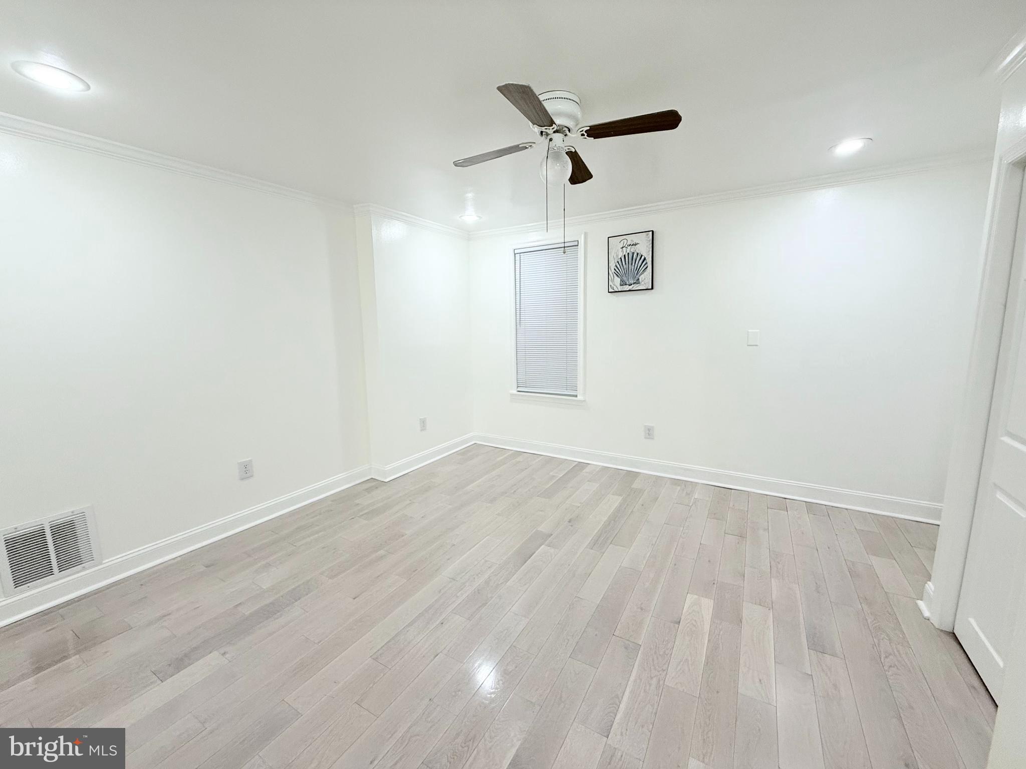 WHITMAN - Residential