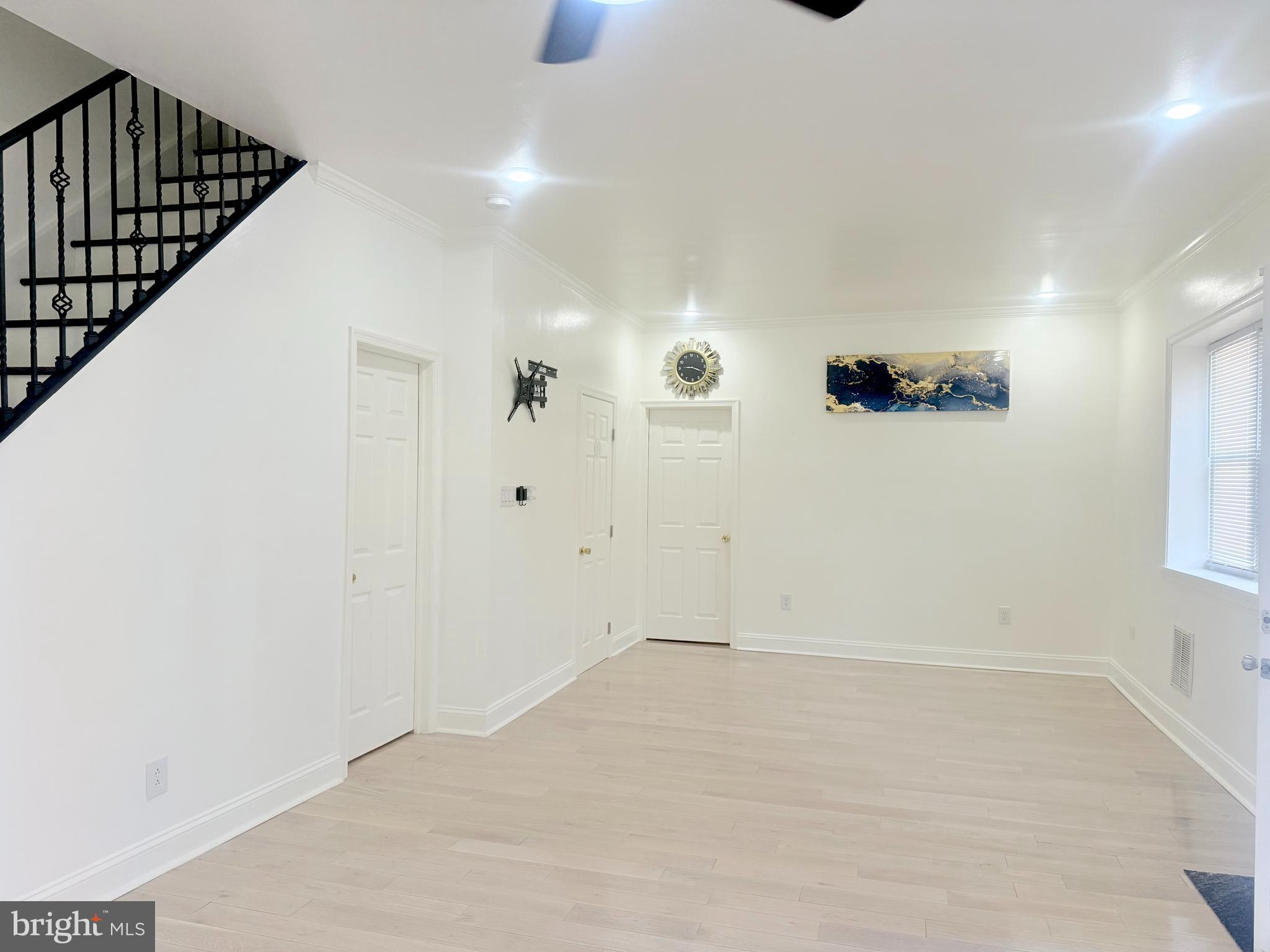 WHITMAN - Residential