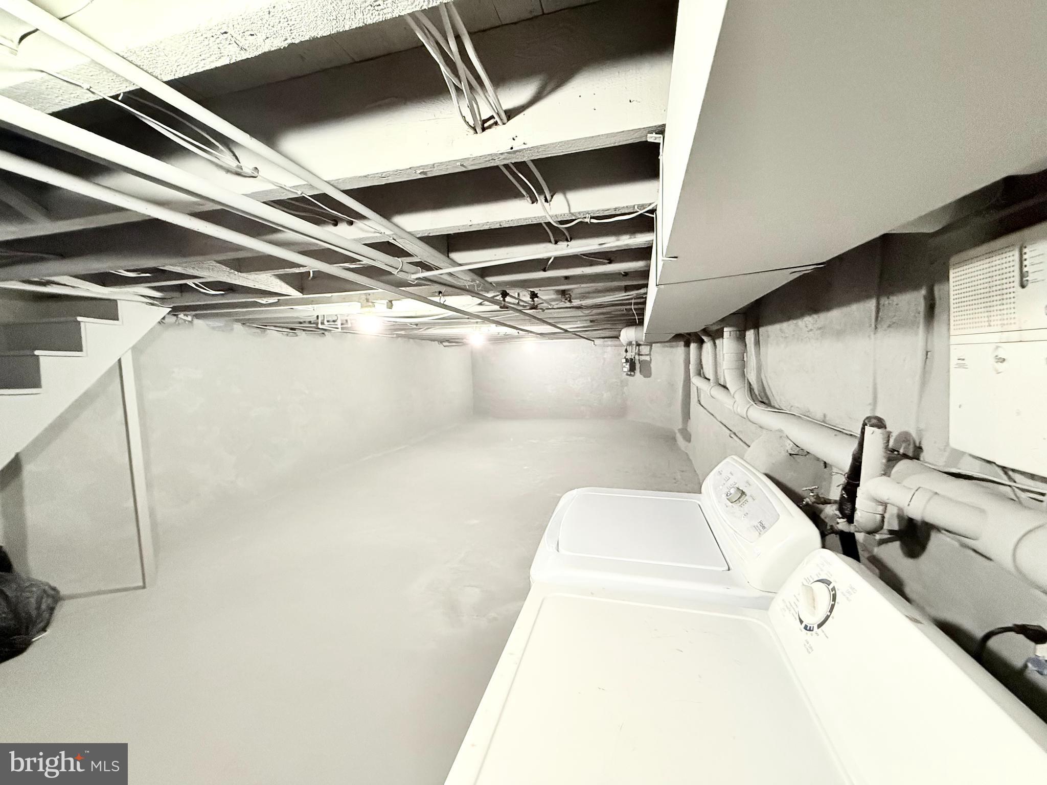 WHITMAN - Residential