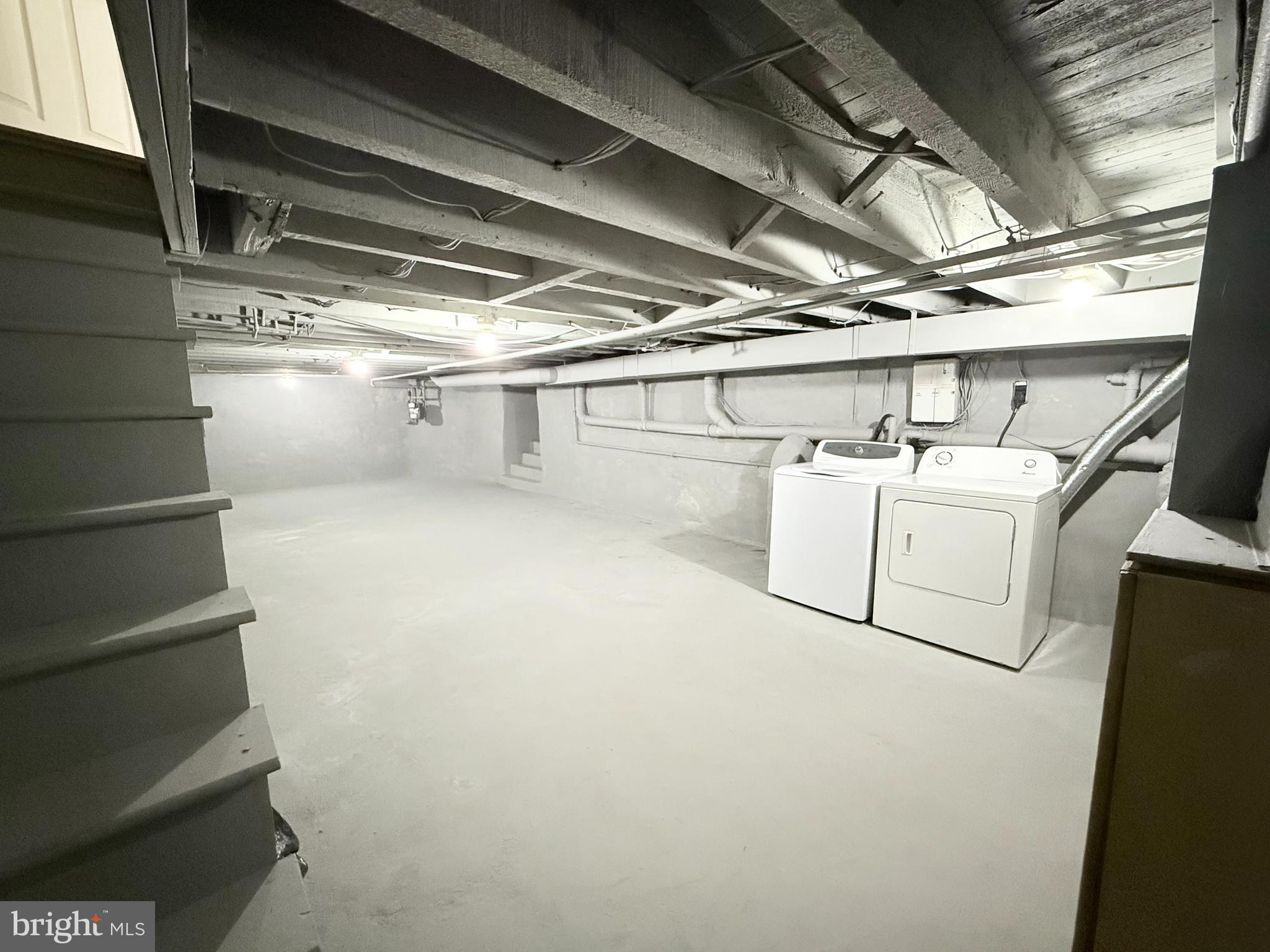 WHITMAN - Residential