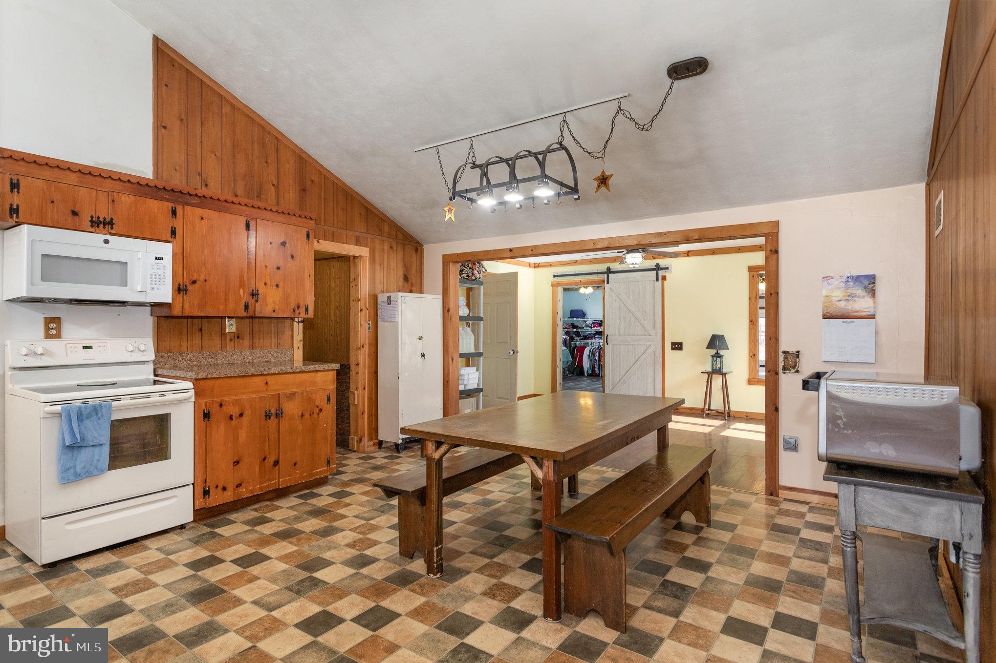 WEST MANCHESTER TWP - Residential