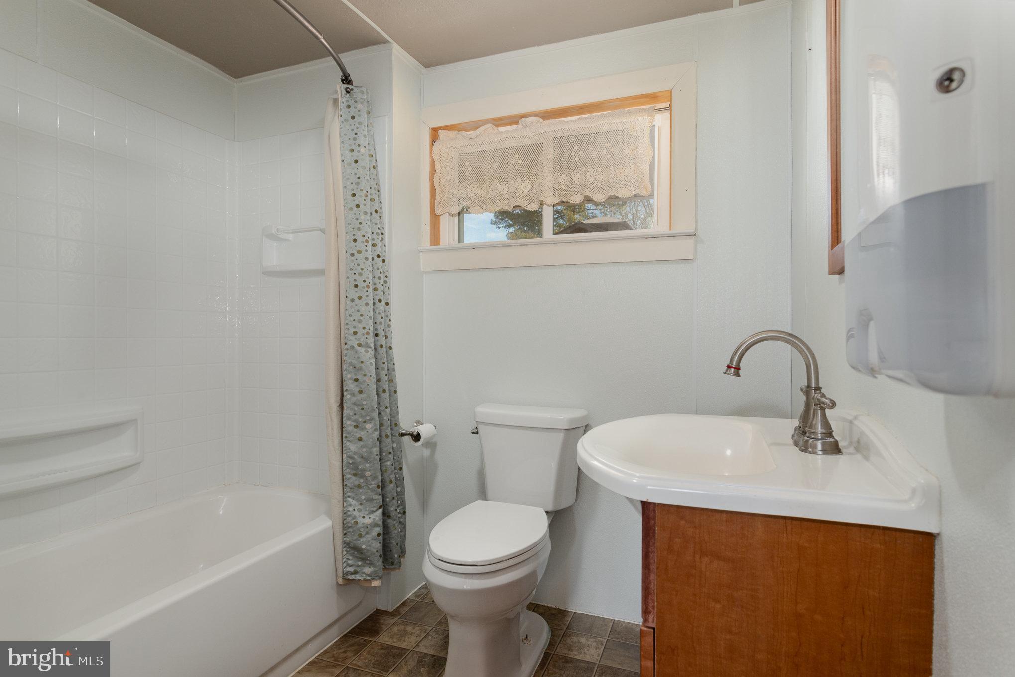 WEST MANCHESTER TWP - Residential