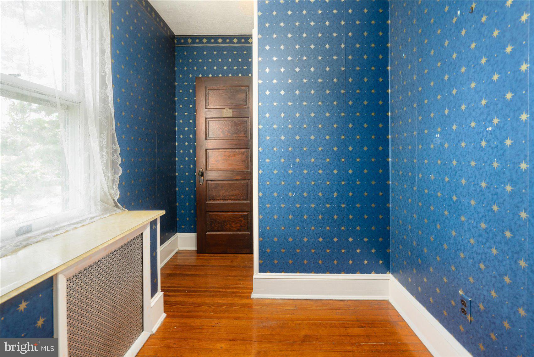 LAURAVILLE HISTORIC DISTRICT - Residential