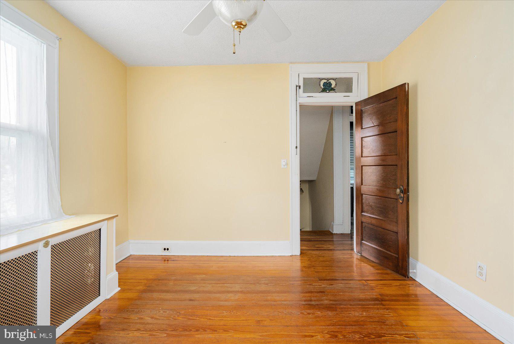 LAURAVILLE HISTORIC DISTRICT - Residential