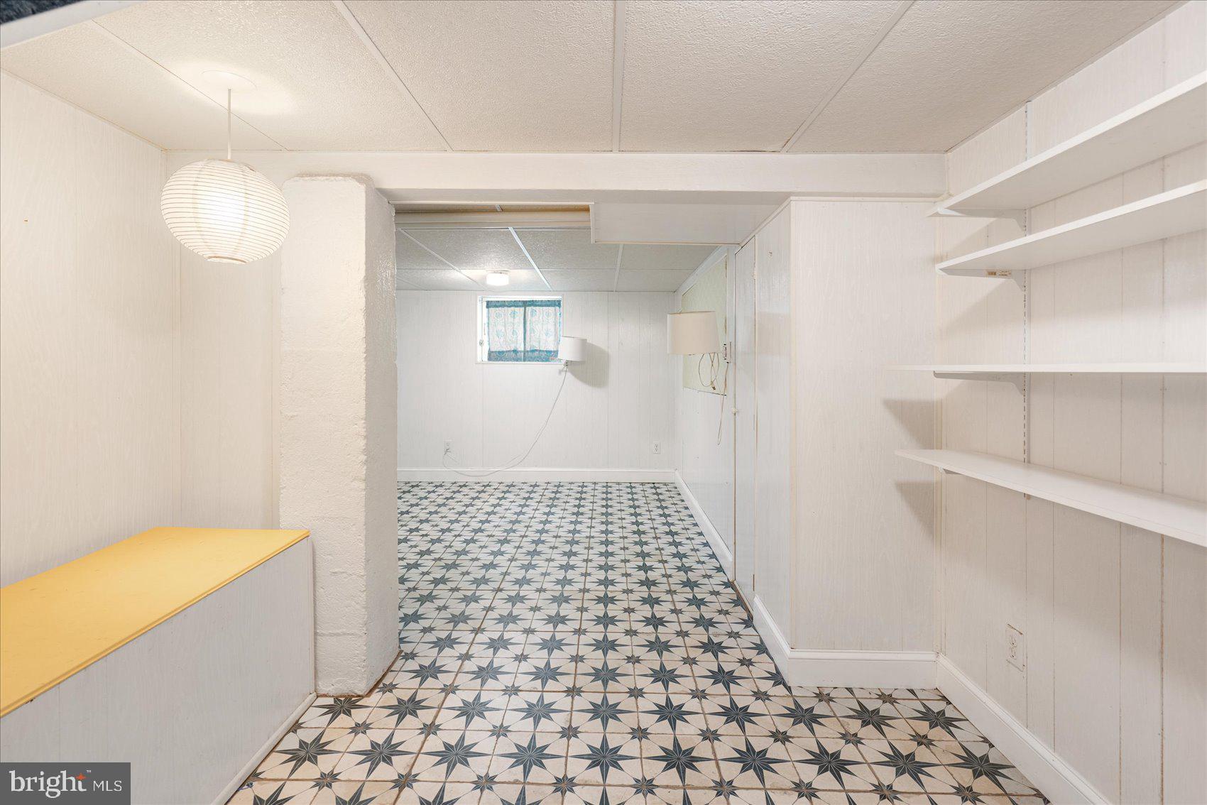 LAURAVILLE HISTORIC DISTRICT - Residential