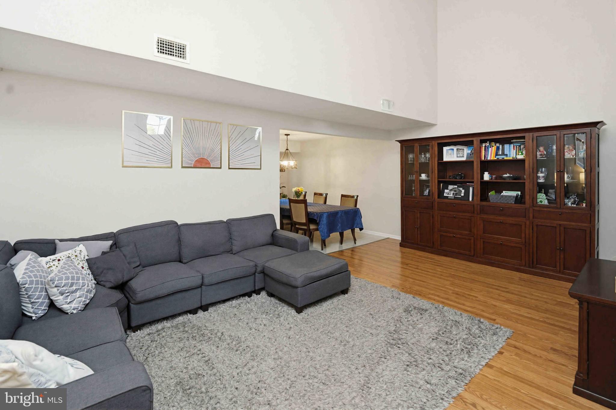 HIDDEN MDWS - Residential