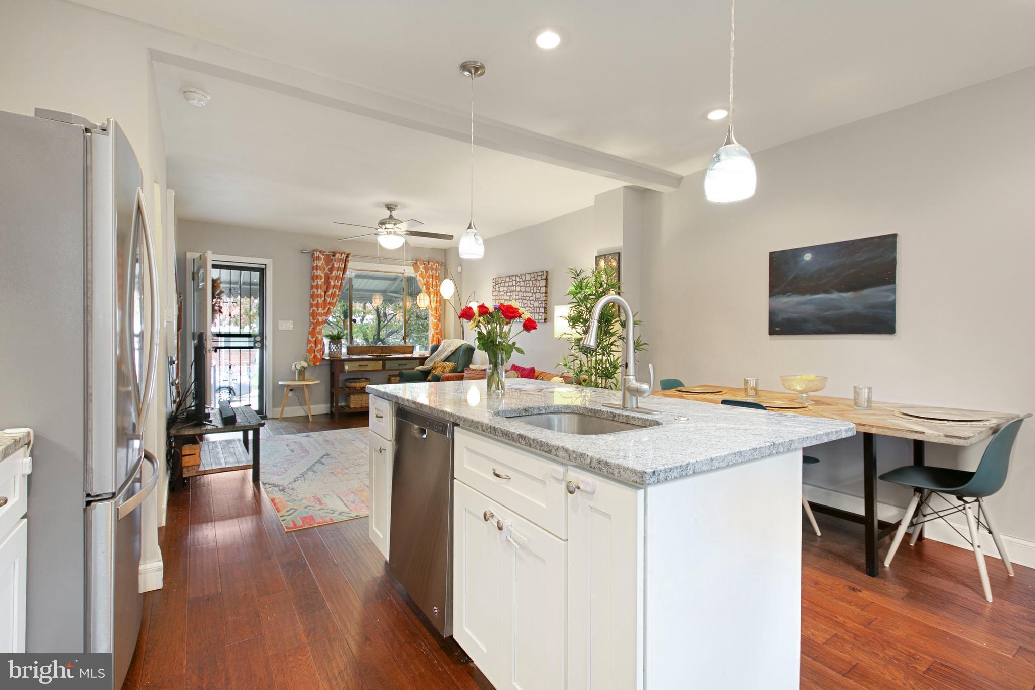 MEDFIELD - Residential