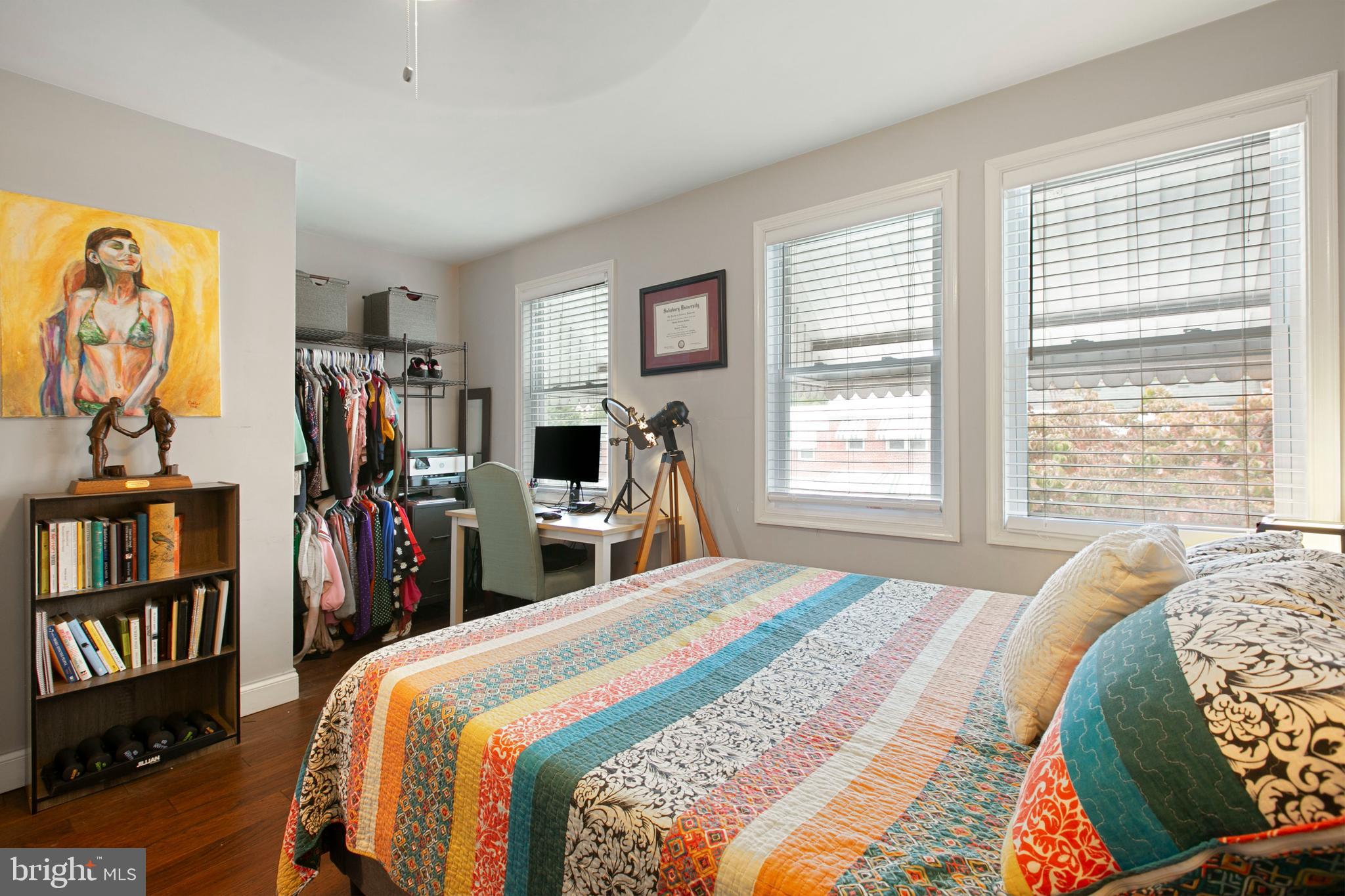 MEDFIELD - Residential