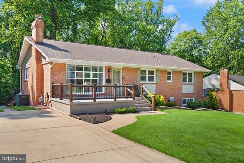 5634 INVERCHAPEL ROAD SPRINGFIELD VA 22151