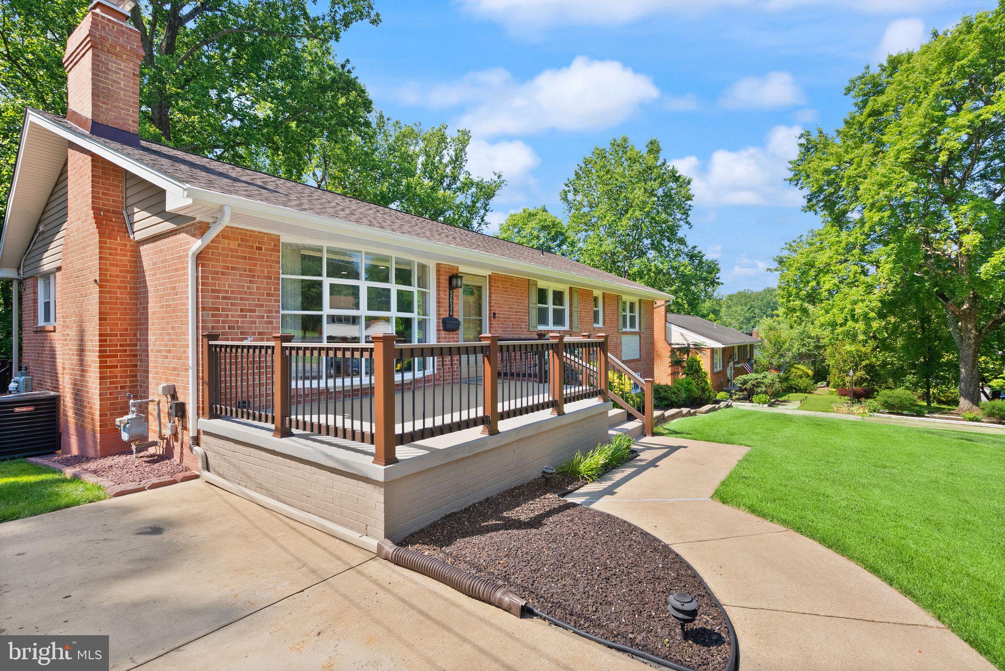 5634 INVERCHAPEL ROAD