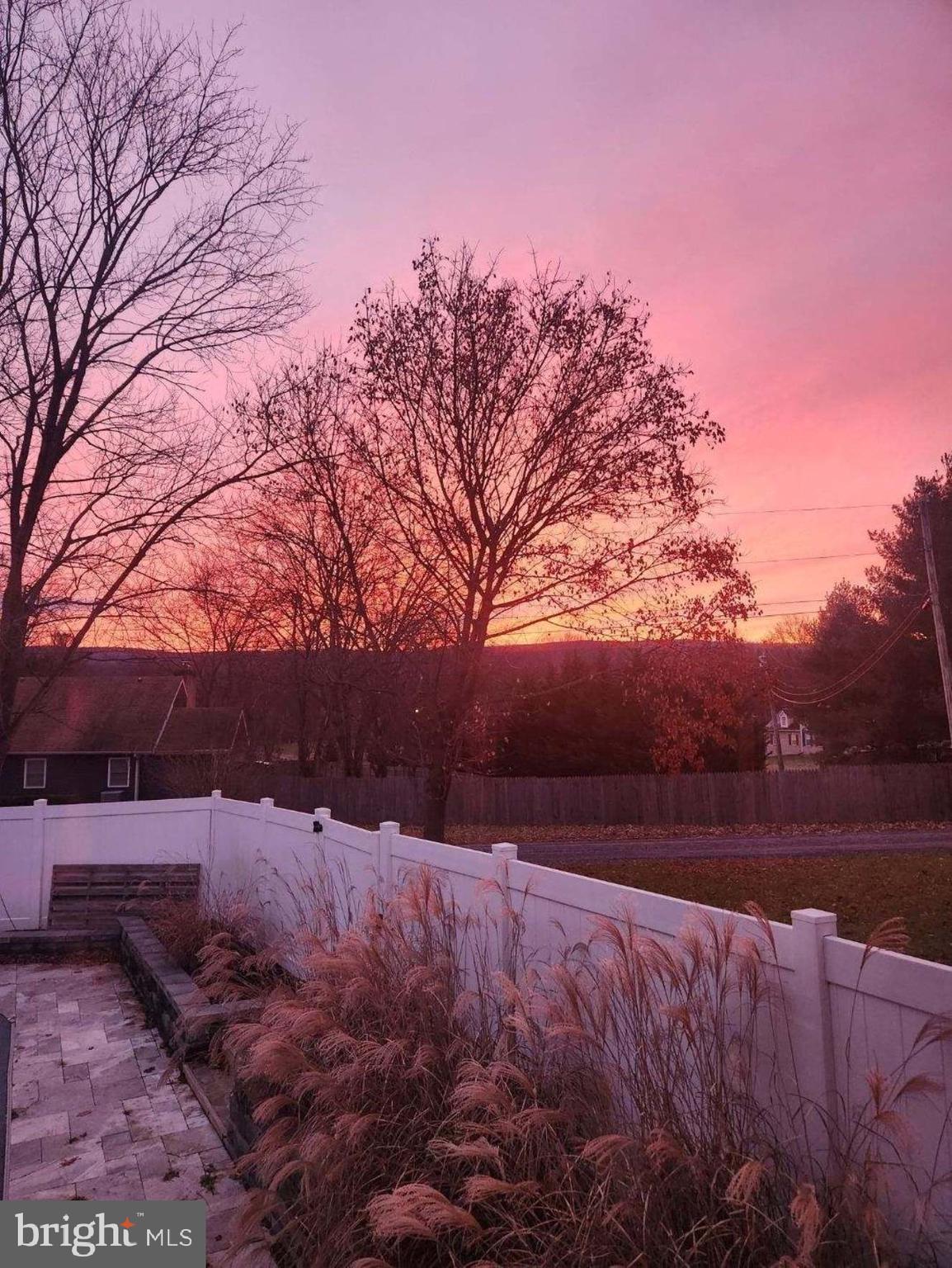 AVON BEND - Residential