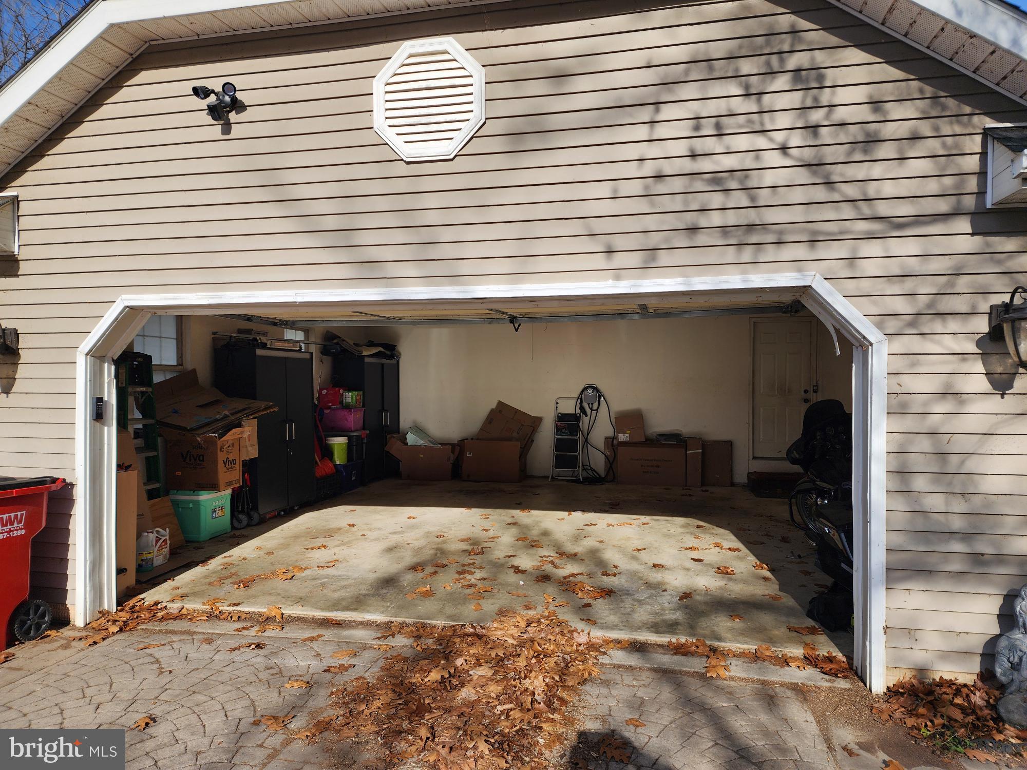 AVON BEND - Residential